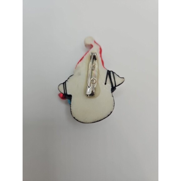 VINTAGE CELLULOID PENGUIN HOLDING LIGHTS SANTA CHRISTMAS PIN HOLIDAY SPIRIT - Picture 2 of 5